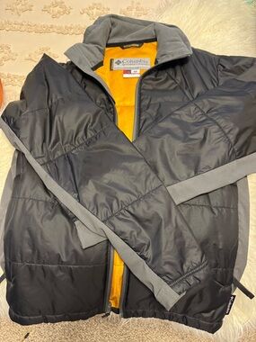 Columbia Black Jacket with Yellow Liner